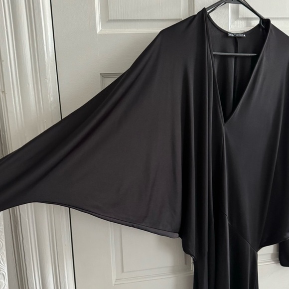 ZARA Black Cocktail Gown with Long Dolman Sleeves and Asymmetrical Neckline - Picture 2 of 4